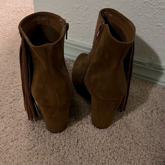 Fun Brown Fringe Booties - Picture 3 of 4